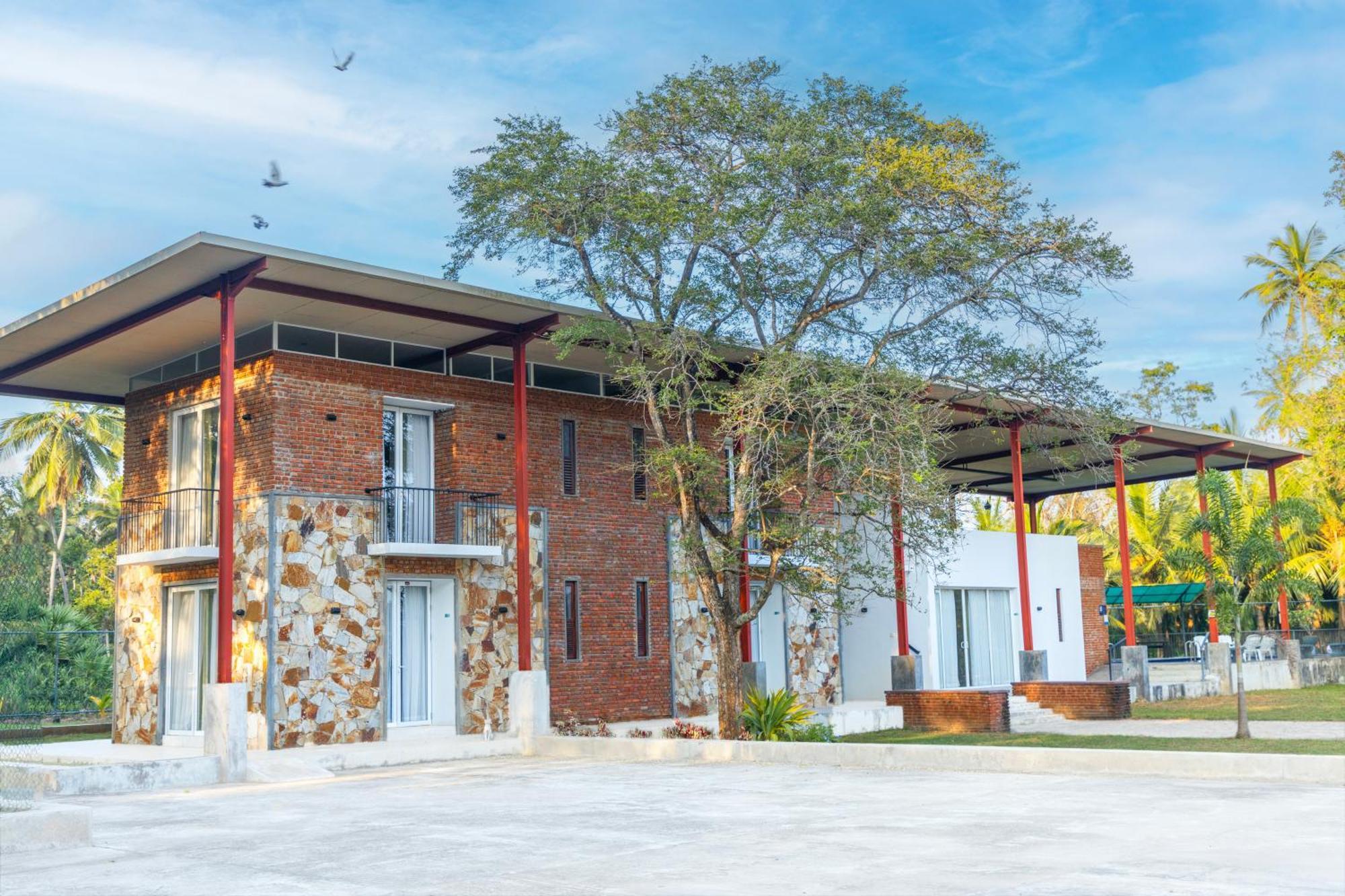 Hungili Farm & Eco Resort Maho Exterior photo