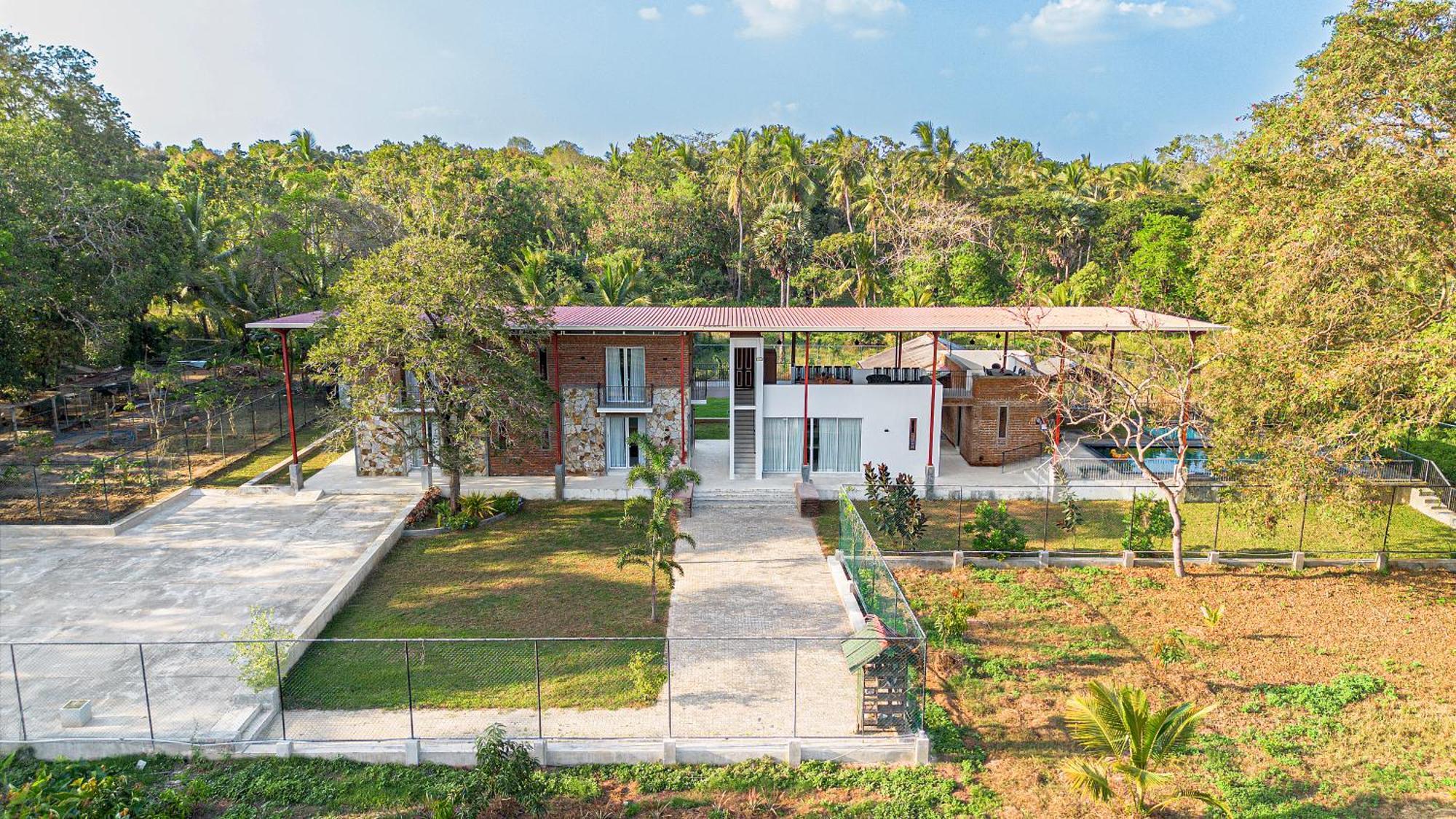 Hungili Farm & Eco Resort Maho Exterior photo